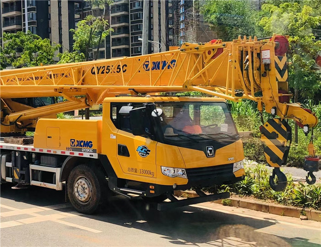 西城区大件设备吊装租赁吊车