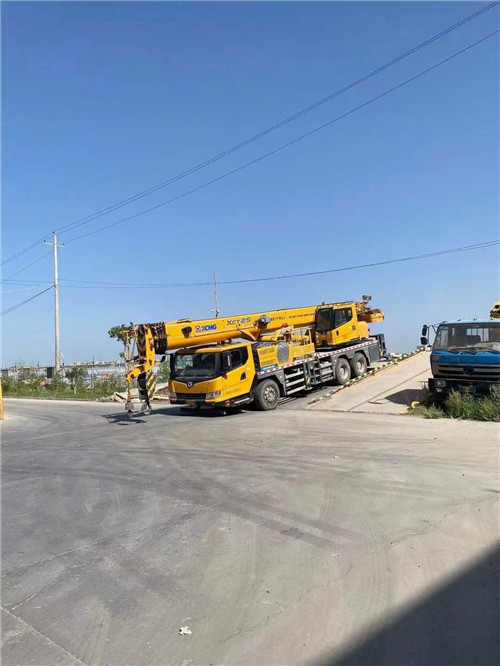 西城区吊车作业时，可能会产生哪些额外收费项目？