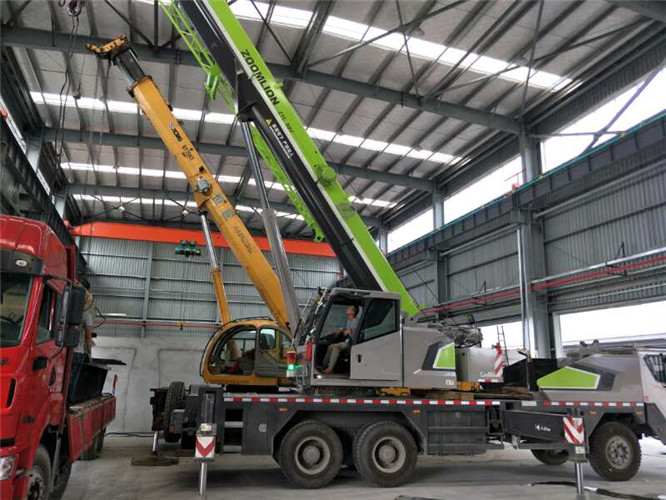 西城区高空车出租需要注意哪些安全事项？